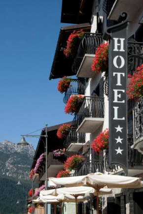  Albergo Cavallino  Cимaсaппaдa